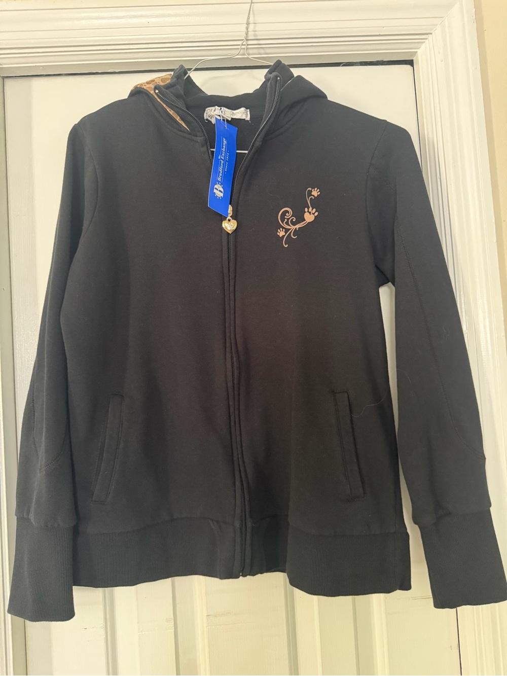 The Bradford Exchange Cat Paw Prints on my Heart Full Zip Hoodie- Size M NWOT